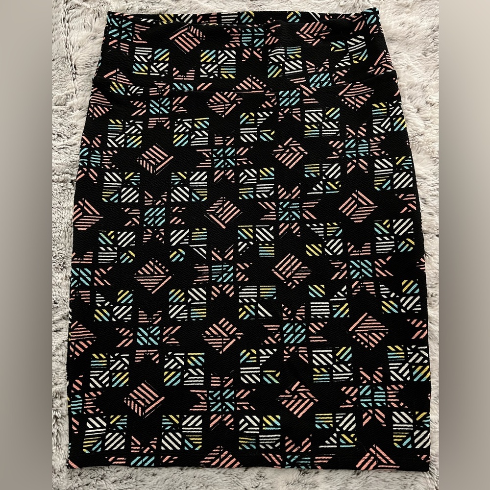 LuLaRoe “Cassie” Skirt -Medium